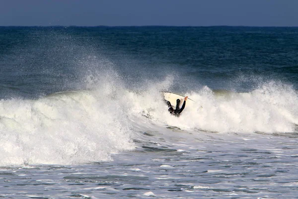 Surfing Ιππασίας Κύματα Της Μεσογείου Ειδικό Φως Πίνακες — Φωτογραφία Αρχείου