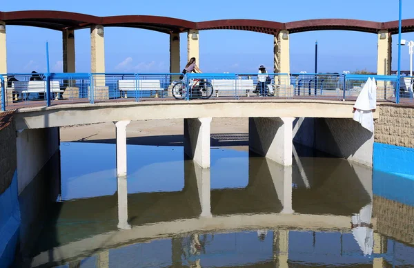 Puente Una Estructura Artificial Construida Sobre Obstáculo — Foto de Stock