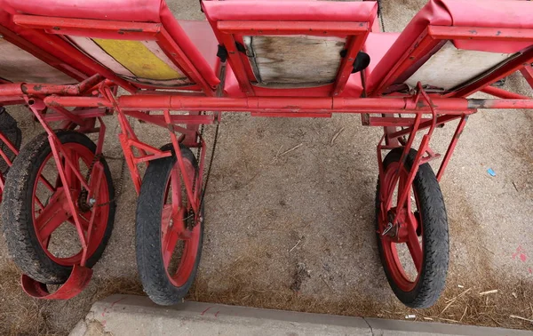 Fahrrad Fahrbares Fahrzeug Das Durch Menschliche Muskelkraft Durch Fußpedale Bewegung — Stockfoto