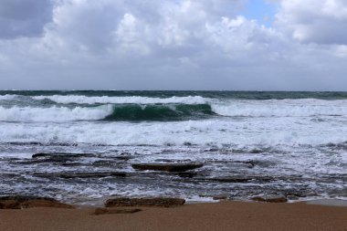 fırtına ve Akdeniz'de Kuzey İsrail rüzgarda 