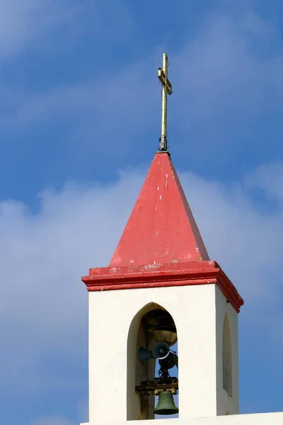 Tempel Mit Roten Kuppeln Ufer Des Kinetsees Nordisrael — Stockfoto