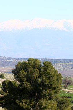 Mount Hermon İsrail ve kış sporları nerede pratik yapabilirsiniz tek yer en yüksek dağıdır. 