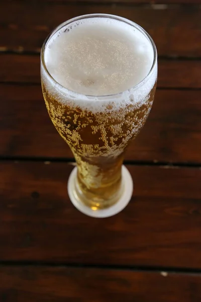 Ресторані Столі Склянці Холодного Пива — стокове фото