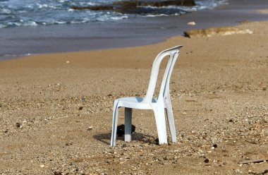 deniz kıyısı açık Park'ta dinlenme maliyetleri için sandalye 