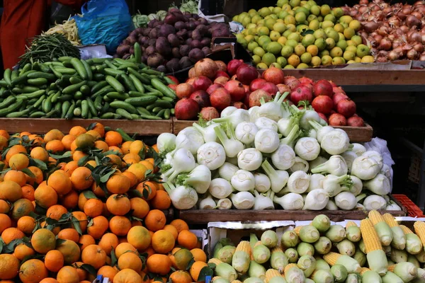 Marknaden Säljs Färska Frukter Och Grönsaker — Stockfoto