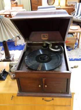 Eski tarım aletleri, ihtiyarlar ve araçları 