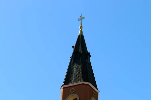義であるタバサの名誉のテル アビブのロシア教会 — ストック写真