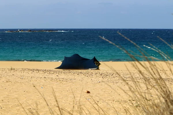 Tente Pour Détendre Sur Les Rives Méditerranée — Photo