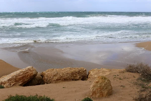 Камені Скелі Березі Середземного Моря Північному Ізраїлі — стокове фото