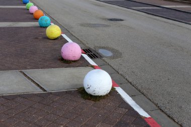 Kaldırım sokak şehir iki tarafında bulunan bir yaya geçit olduğunu. 