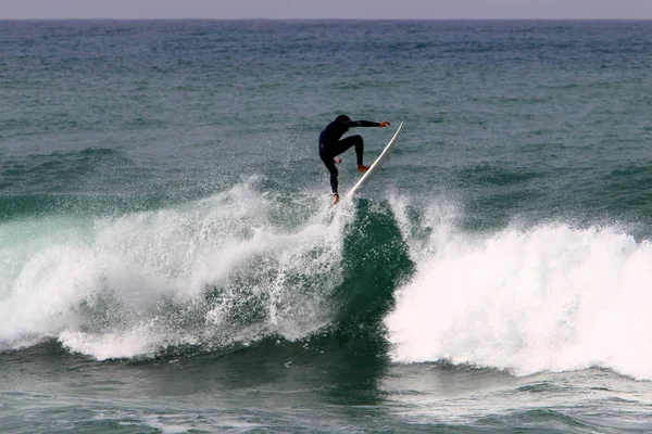 Surf Montar Las Olas Mediterráneo Tablas Ligeras Especiales —  Fotos de Stock