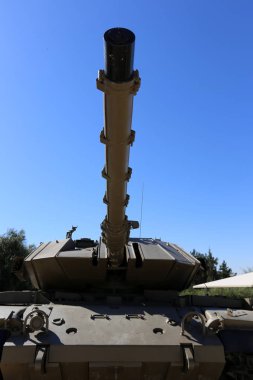 İsrail bir müzede eski askeri teçhizat ve tankları bulunmaktadır 