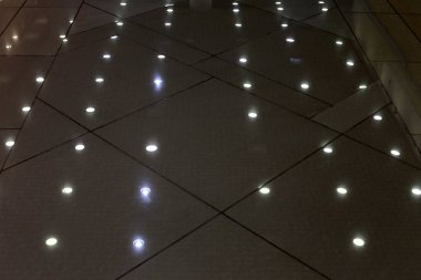 İnşaat ve mimari büyük bir şehir sokaklarında geometrik şekiller 