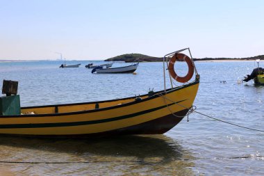 İsrail Akdeniz'in kıyısında tekne 