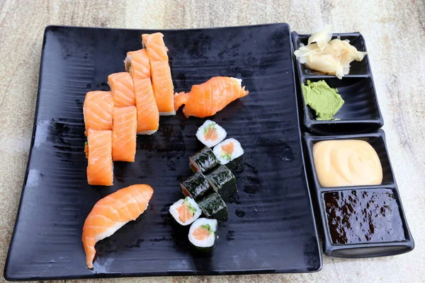 Sushi Fel Mâncare Tradițională Japoneză — Fotografie, imagine de stoc