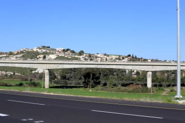 Köprü - bir engel dikilmiş bir yapay yapısı 