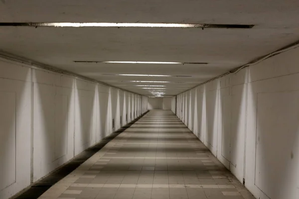 Budowa Tunelu Postaci Przelotu Podziemnego Górach — Zdjęcie stockowe