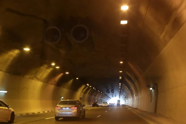 Túnel Construção Sob Forma Uma Passagem Subterrânea Nas Montanhas — Fotografia de Stock