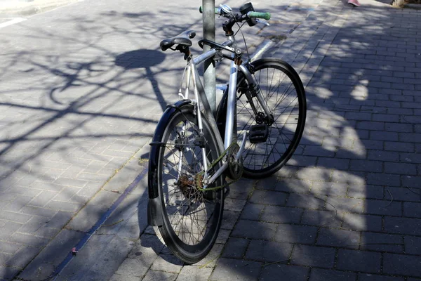 Fahrrad Fahrbares Fahrzeug Das Durch Menschliche Muskelkraft Durch Fußpedale Bewegung — Stockfoto