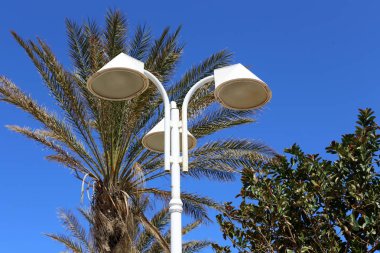 fener İsrail şehir parkında yüklü aydınlatma için 