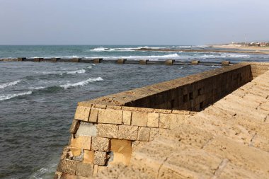 duvar, taş ve beton İsrail eski kale içinde 