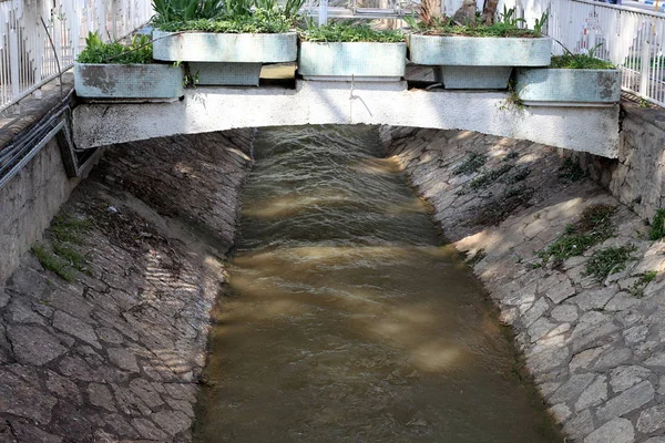 Puente Una Estructura Artificial Erigida Sobre Obstáculo —  Fotos de Stock