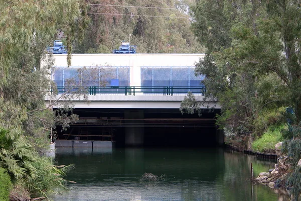 Puente Una Estructura Artificial Erigida Sobre Obstáculo — Foto de Stock