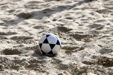 Kumdaki Akdeniz kıyısında 