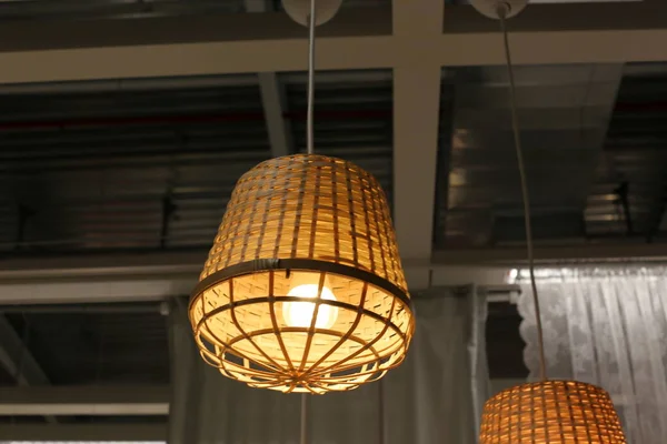 Winkel Verkoopt Een Lamp Voor Indoor Verlichting — Stockfoto