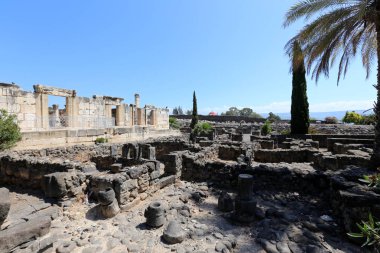 Capernaum Israil Kinneret Gölü kıyısında bulunan antik bir şehirdir. 