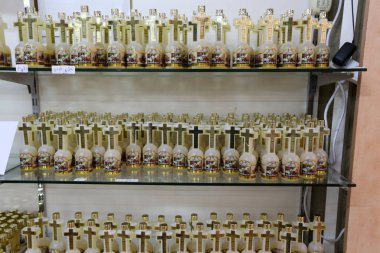 Israil 'de Kinneret Gölü kıyılarında Capernaum Milli Parkı 'nda 12 Havariler Kilisesi 