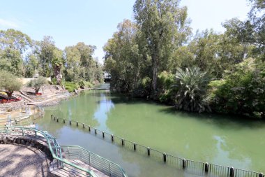 Ürdün - Orta Doğu'da bir nehir, nehir İsa Mesih'in sularında vaftiz edildi. 