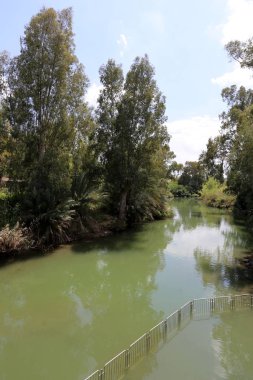 Ürdün - Orta Doğu'da bir nehir, nehir İsa Mesih'in sularında vaftiz edildi. 
