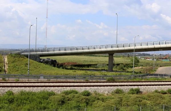 Demiryolu Rayları Uyuyanlar Srail Devletinin Kuzeyinde Döşenmiş — Stok fotoğraf