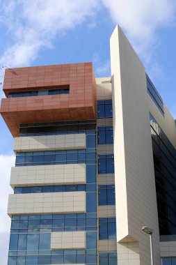 İnşaat ve mimari büyük bir şehir sokaklarında geometrik şekiller 