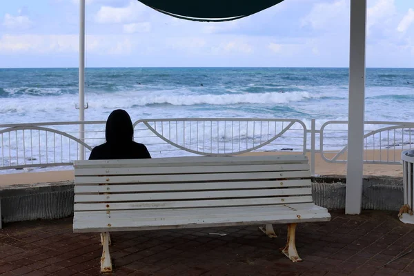 Kuzey İsrail'de Akdeniz kıyılarında dinlenmek için bir yer 