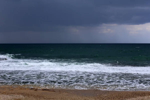 Israil Eyaletinin Kuzeyinde Akdeniz Kıyısı — Stok fotoğraf