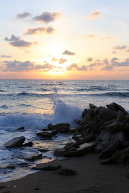 Sunset bulvarında Akdeniz'de Kuzey İsrail devleti 
