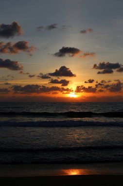 Sunset bulvarında Akdeniz'de Kuzey İsrail devleti 