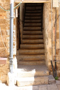 yukarı ve aşağı tırmanmaya merdiven adımlar bir dizi oluşur 