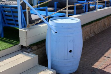 Varil - taşıma ve sıvı maddelerin depolamak için tasarlanmış bir silindirik kap 