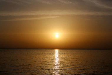 Sunset bulvarında Akdeniz'de Kuzey İsrail devleti 