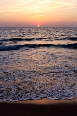 Sunset bulvarında Akdeniz'de Kuzey İsrail devleti 