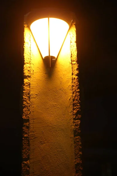 Una Linterna Para Iluminación Instalada Parque Urbano Norte Del Estado —  Fotos de Stock