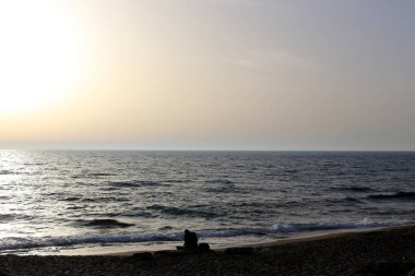Güneş, Israil 'in kuzeyinde Akdeniz 'de ufukta 