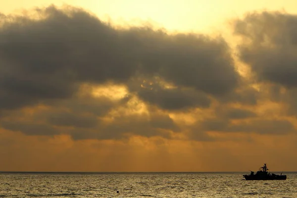 Solen Sätter Sig Över Horisonten Vid Medelhavet Norra Israel — Stockfoto