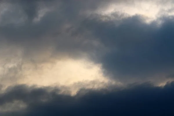 Pagi Pagi Dan Matahari Terbit Langit Mendung Dari Utara Negara — Stok Foto