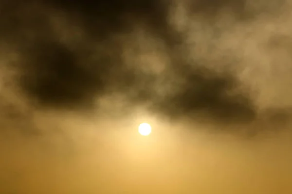 Madrugada Nascer Sol Céu Nublado Norte Estado Israel — Fotografia de Stock