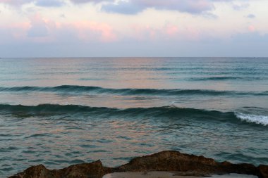 İsrail Devleti'nin kuzeyinde Akdeniz kıyıları 