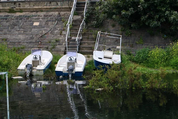 Ligplaats Een Speciaal Uitgeruste Plaats Dichtbij Kust Voor Het Aanleggen — Stockfoto